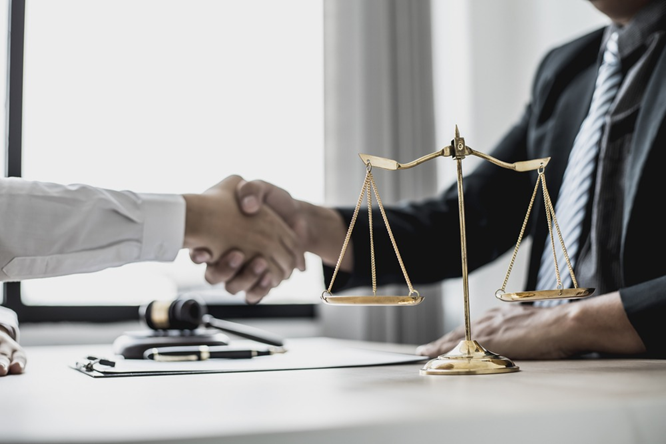 Why Hiring A Workers' Compensation Lawyer Can Protect Your Rights?