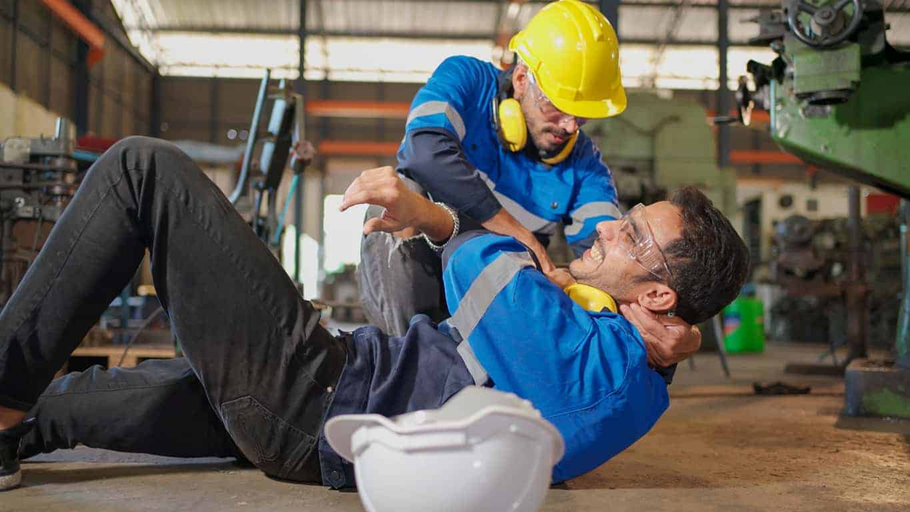 Facing an On-the-Job Injury with No Insurance? How Arizona Steps In