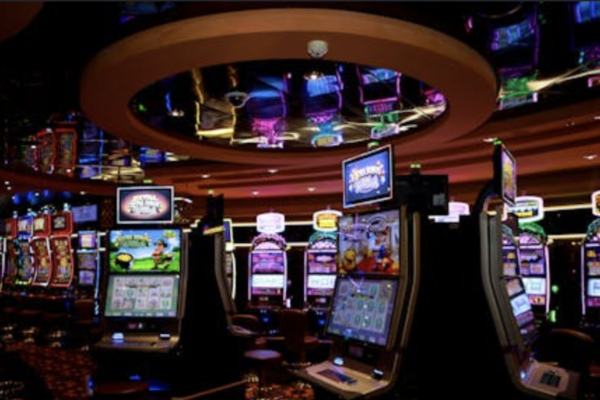 Why Casino-Themed Games Are Popular in Digital Entertainment
