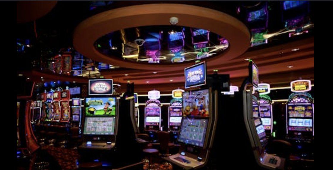 Why Casino-Themed Games Are Popular in Digital Entertainment